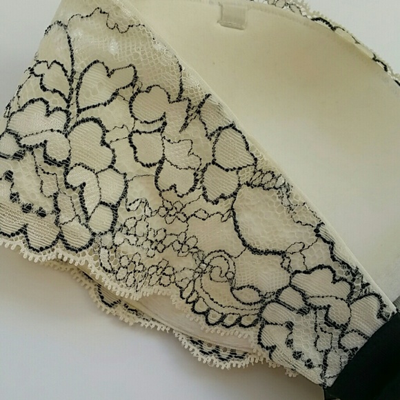 Victoria Secret 34C strapless pushup bra - Picture 4 of 7